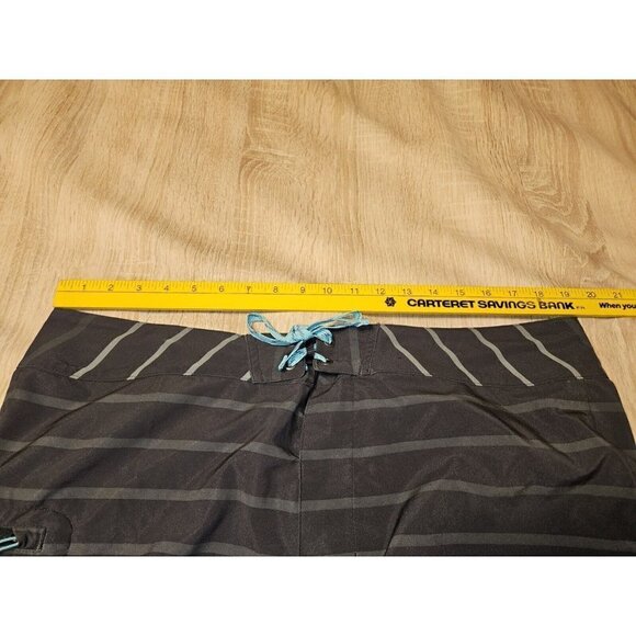 Patagonia Wavefarer Swim Surf Board Shorts Men’s 38 Gray Striped 9” Inseam - Picture 4 of 7
